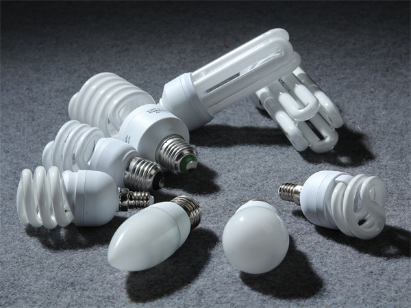 Led和节能灯哪种更省电？LED灯有哪些优点？