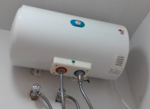 电热水器水压低怎么办  储水式电热水器水压小