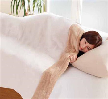 开电热毯睡觉的危害  长期睡电热毯的危害