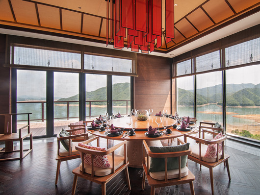 新中式客餐厅怎么布局更好？新中式餐厅设计需要注意什么细节？