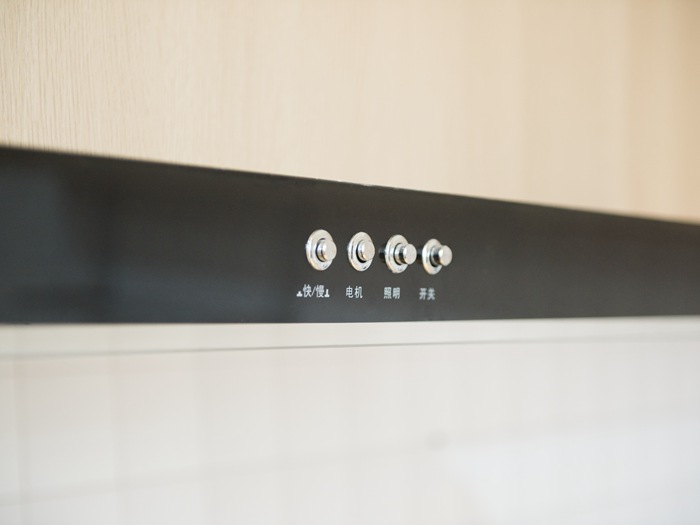 厨房装排气扇利弊有哪些？厨房排气扇的安装注意事项