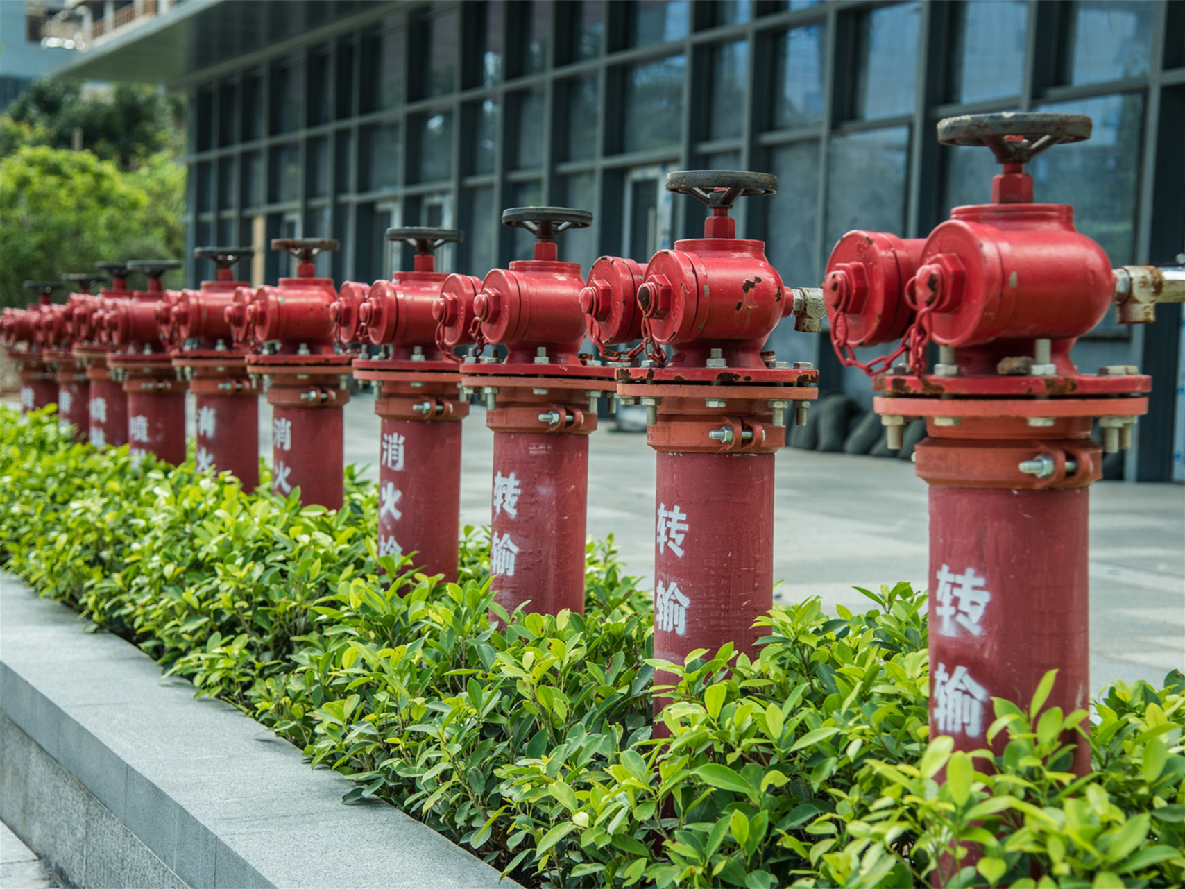 防火涂料厚度标准是什么？防火涂料施工注意事项