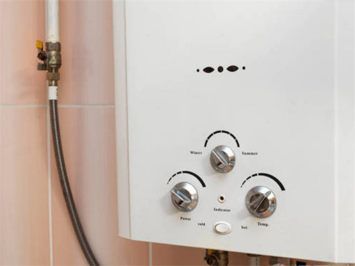 电热水器清洗的方法，电热水器怎么选择