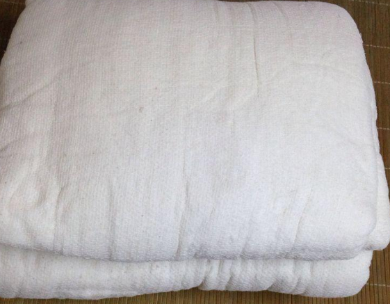 棉花褥子被尿了怎么洗  褥子一般需要几斤棉花