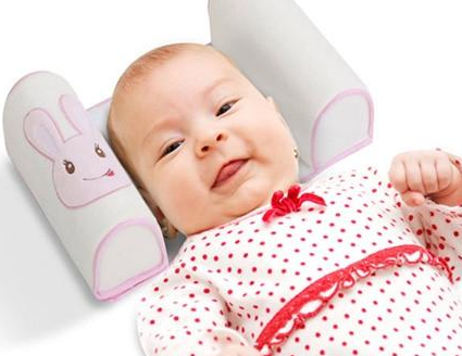 婴儿枕头定型防偏头  自制婴儿定型枕头图解