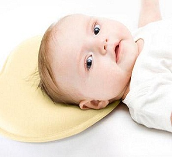 新生儿要不要枕枕头  新生儿需要枕头定型吗