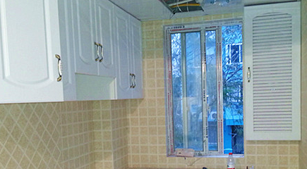 燃气热水器安装在阳台  燃气热水器安装在厨房