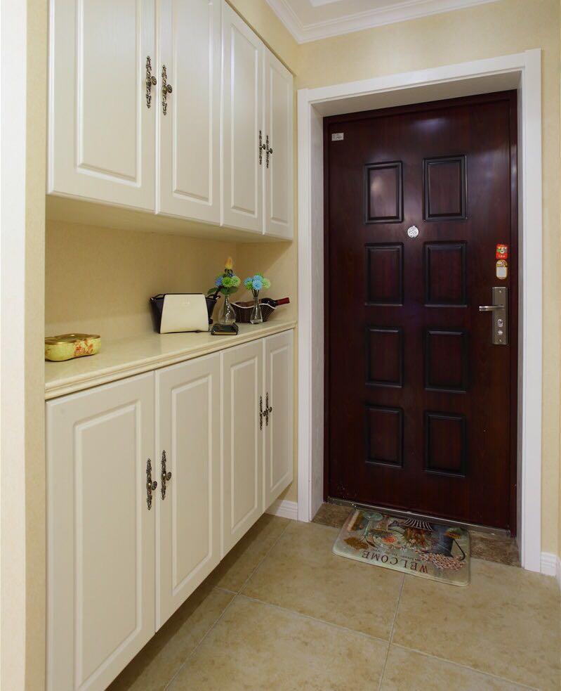 门玄关柜子效果图，让空间设计更具美感和实用性