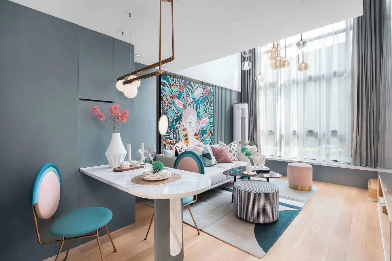 湖蓝色配玫红色装修效果图搭配指南