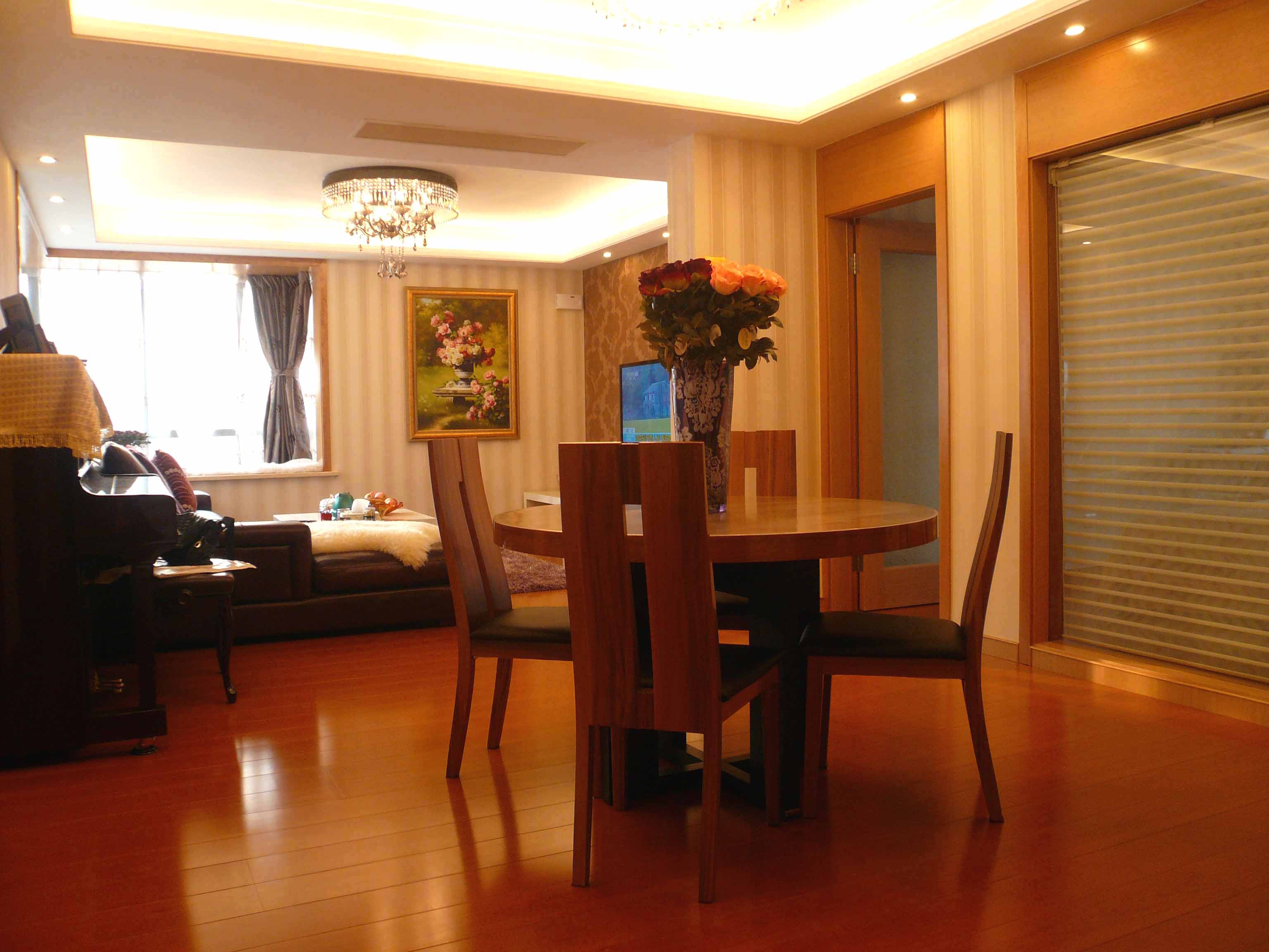 木材波纹板图片效果图欣赏与家装应用攻略