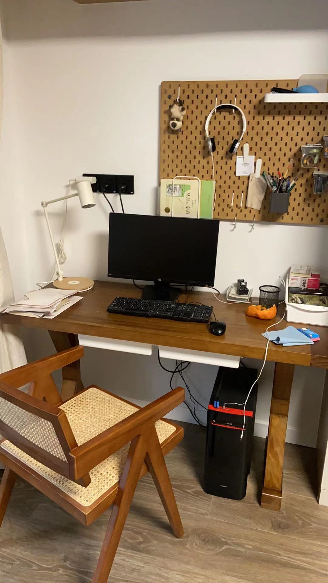 小型书桌设计图：打造高效工作空间的创意指南