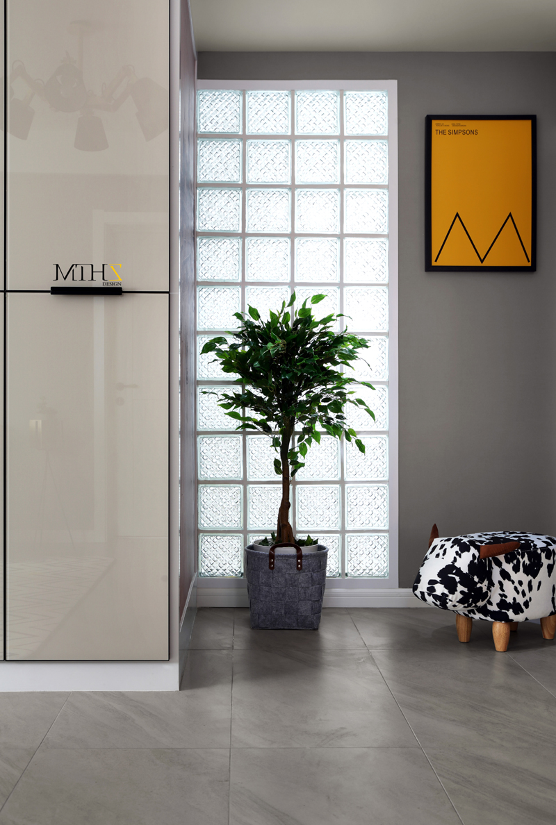 荷花贴纸卫生间如何提升家居美感