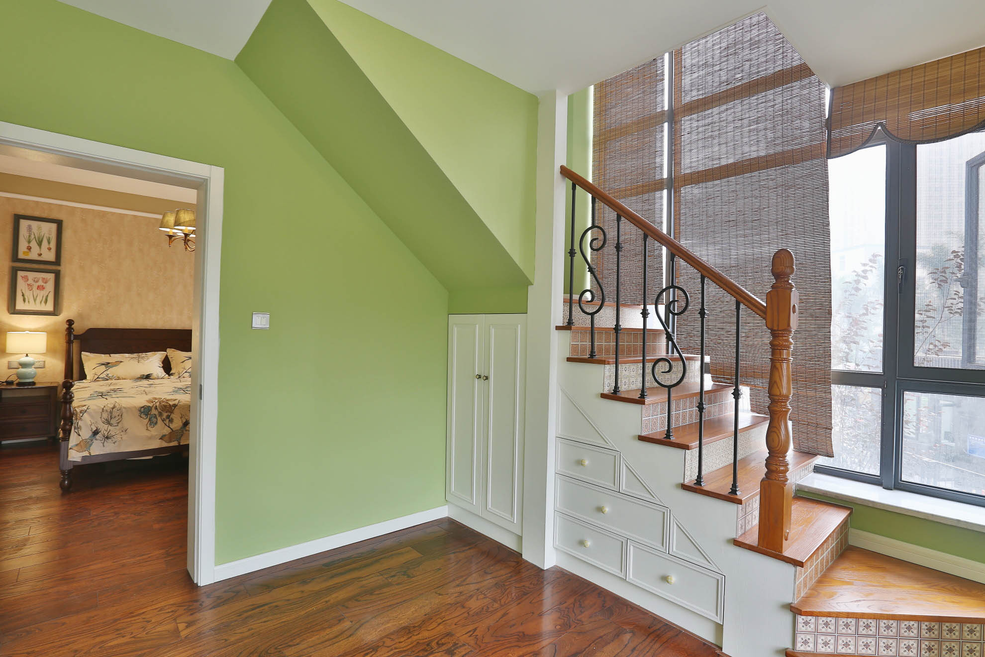 楼梯墙面颜色效果图设计灵感及搭配技巧