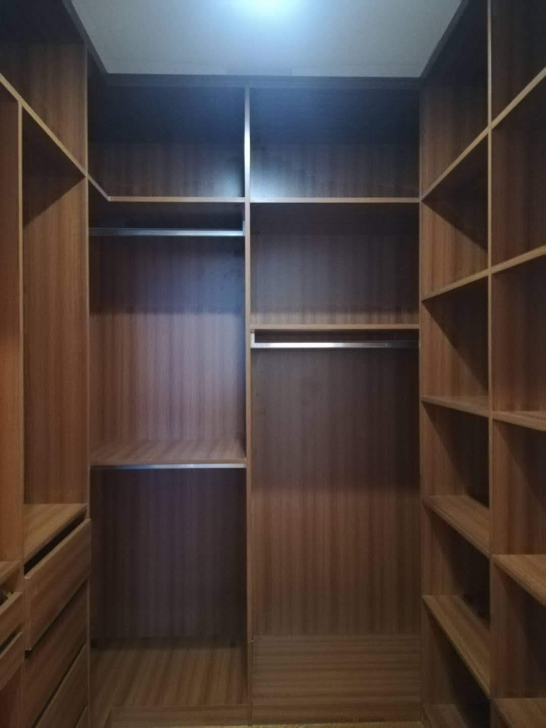 书柜展示柜一体化设计效果详解与案例分享