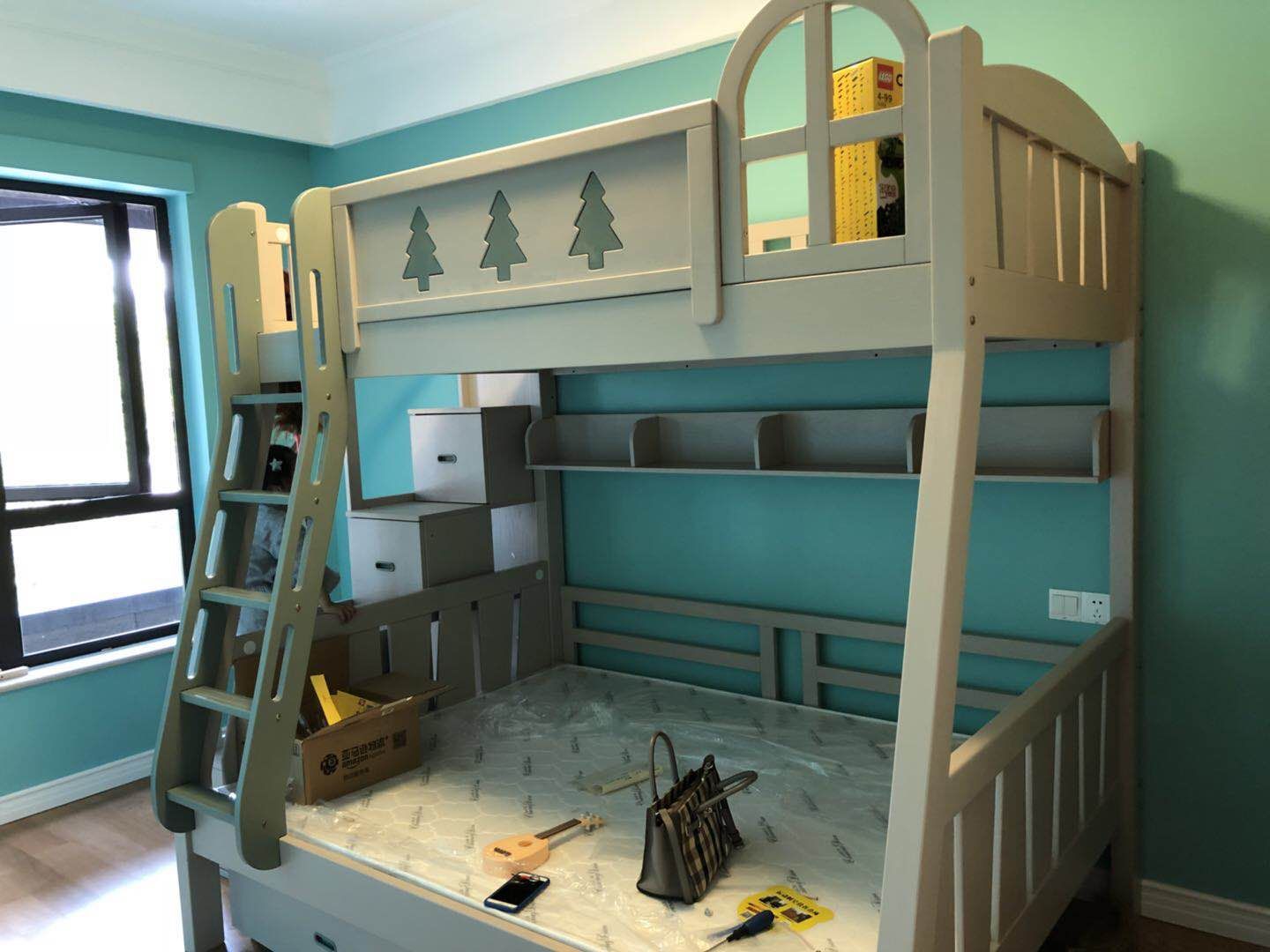 儿童房装修设计效果图：上下铺空间巧布局