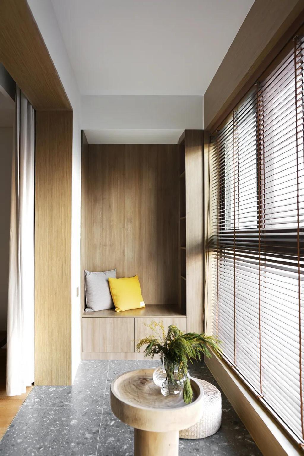 家装木饰面护墙板装修效果图：优雅与实用并存的设计灵感