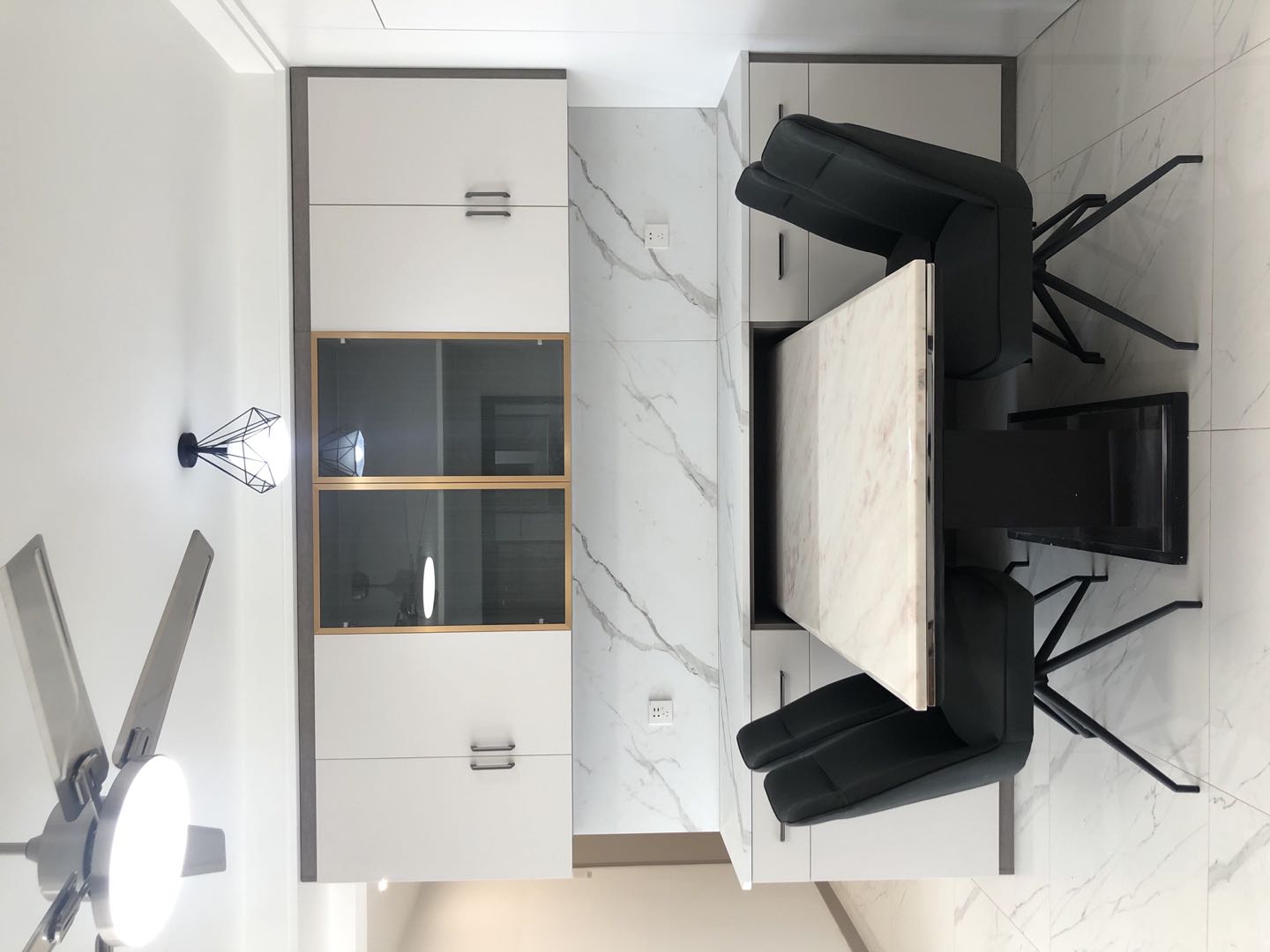 酒柜岩板台面效果图设计指南，让家装更显高端质感