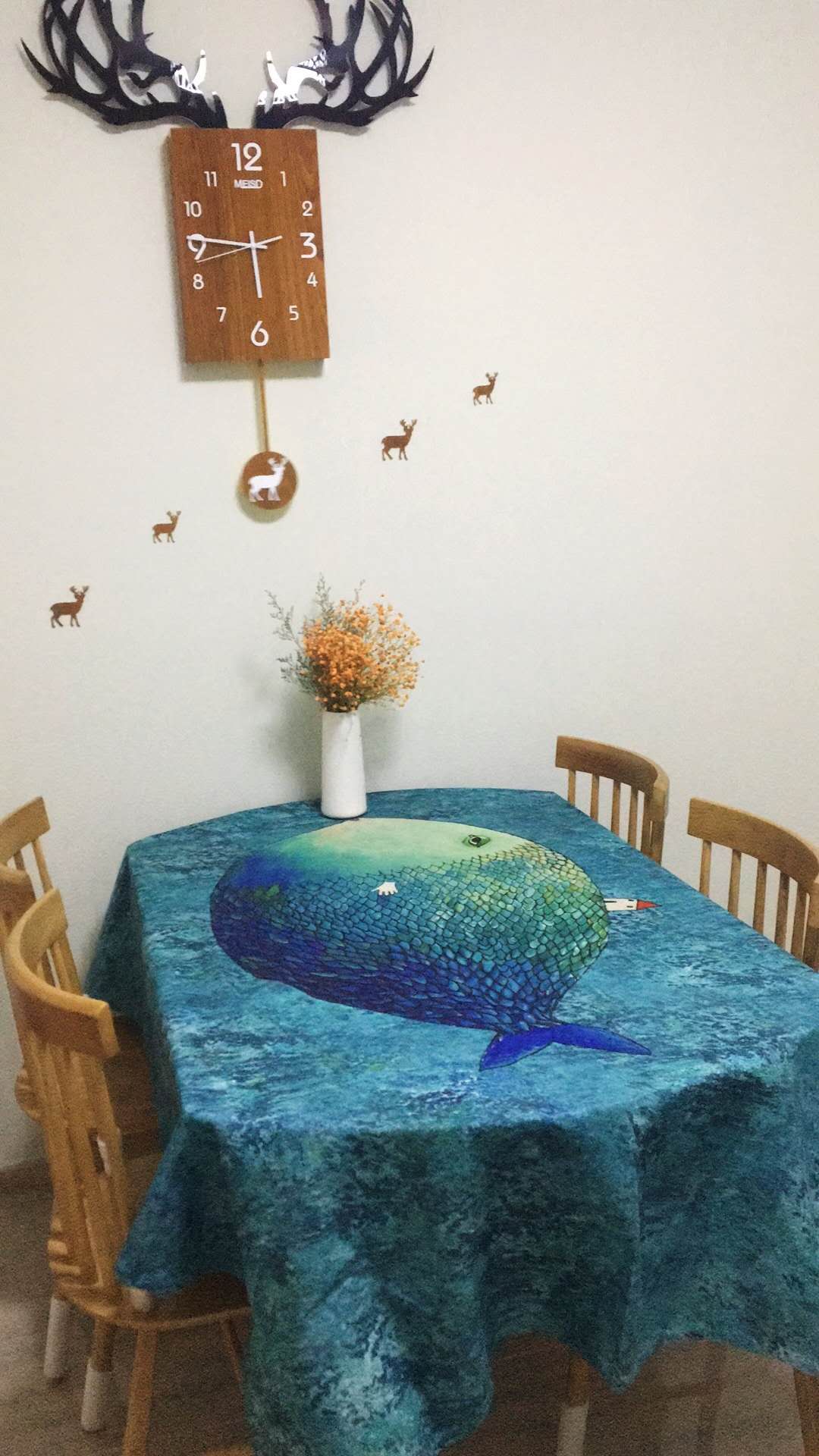 老桌子翻新效果图分享：焕然一新的小妙招