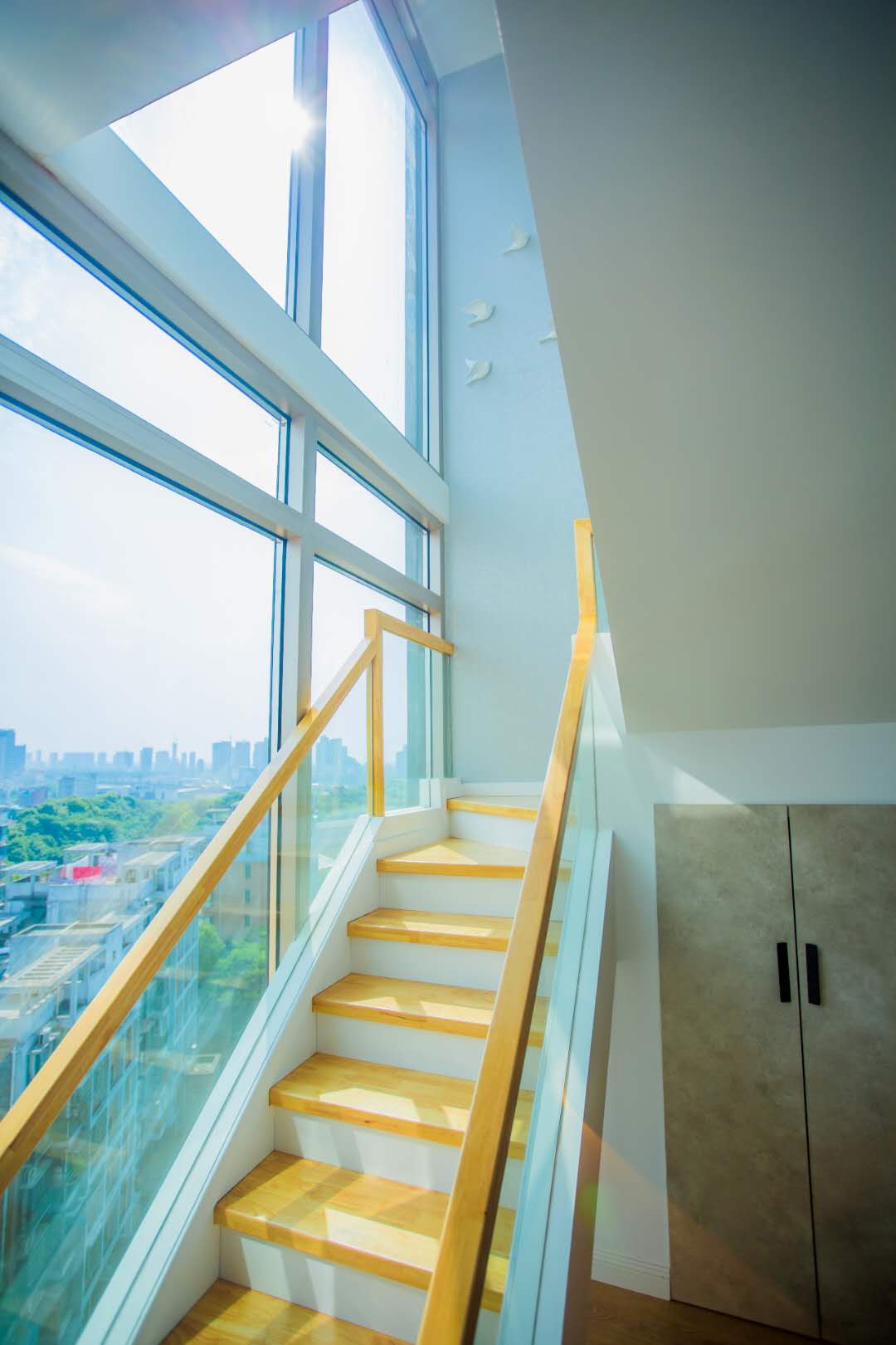 异形玻璃民宿效果图，打造独特设计灵感