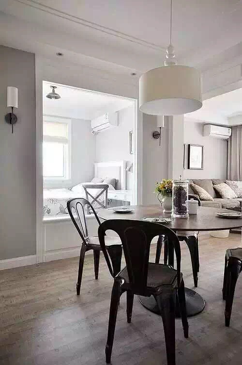 灰白色内饰搭配座套效果图：打造简约与优雅的家居空间