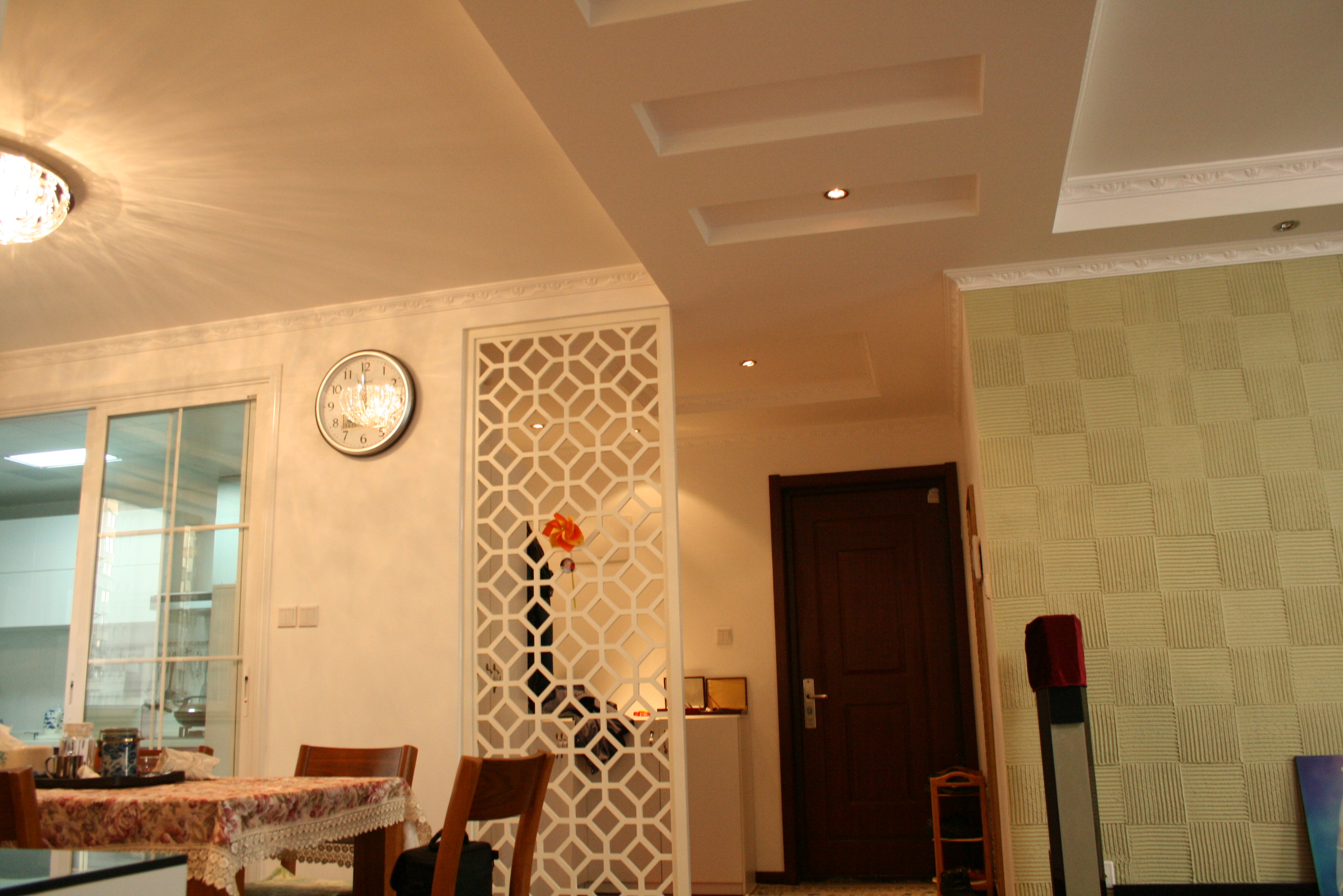 饭店棚顶造型效果图如何兼顾美观与省钱