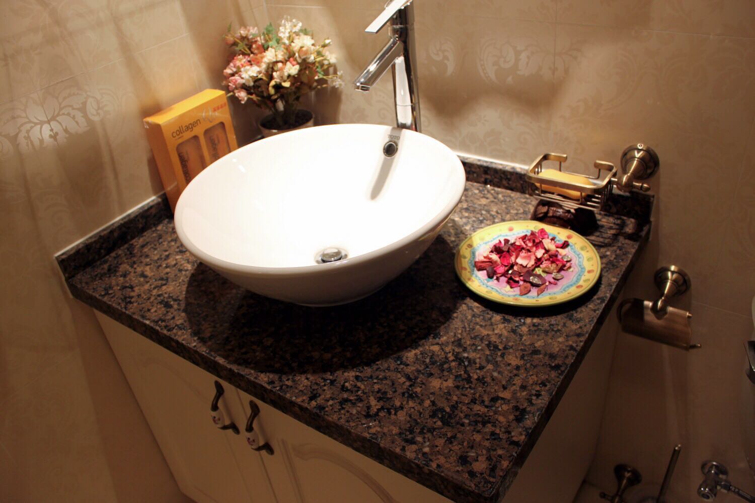 石英石水槽台中盆效果图大全与设计灵感