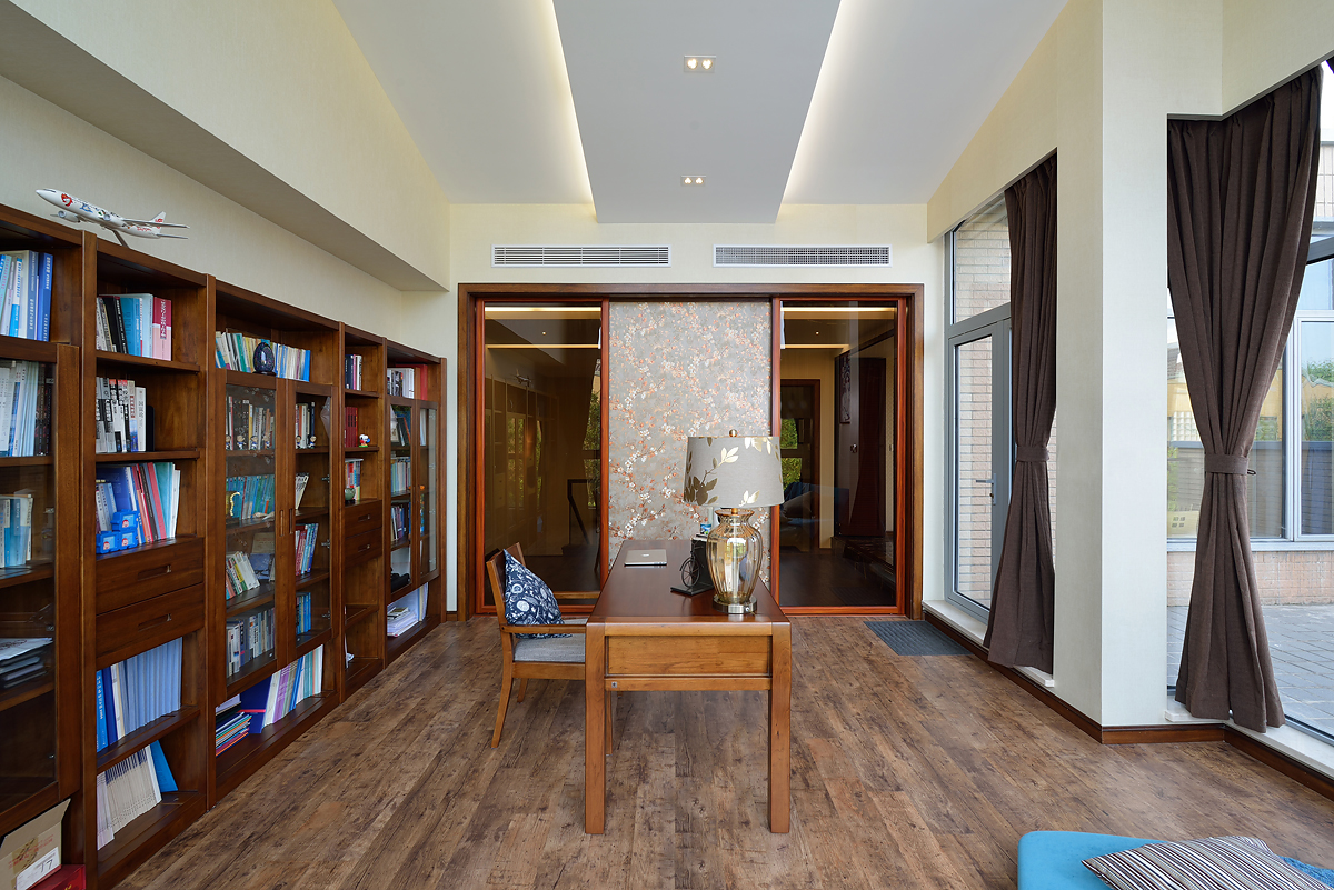 创新与舒适并存的中小型图书馆装饰设计方案