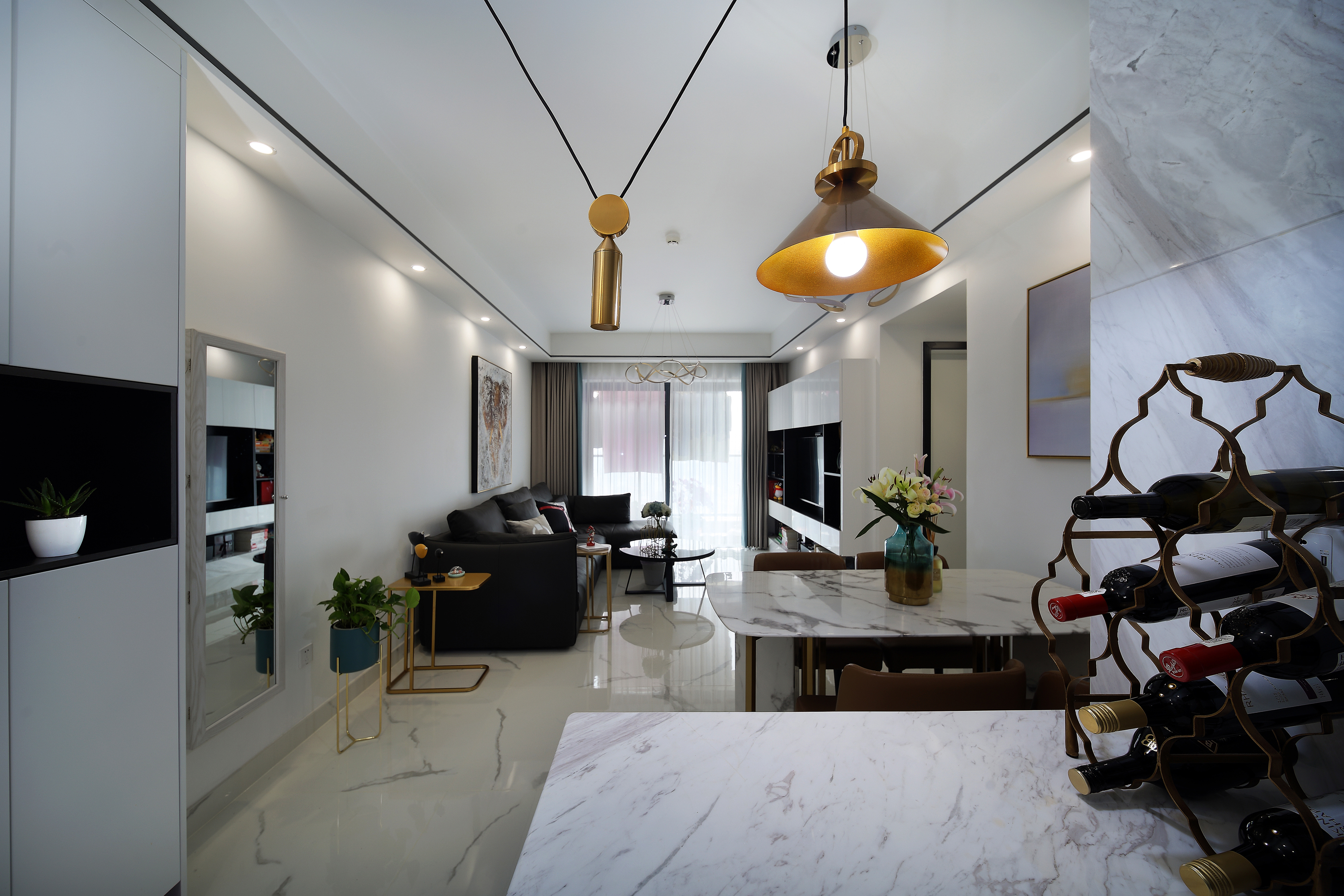 理发店隔层装修效果图：打造创意空间的设计方案