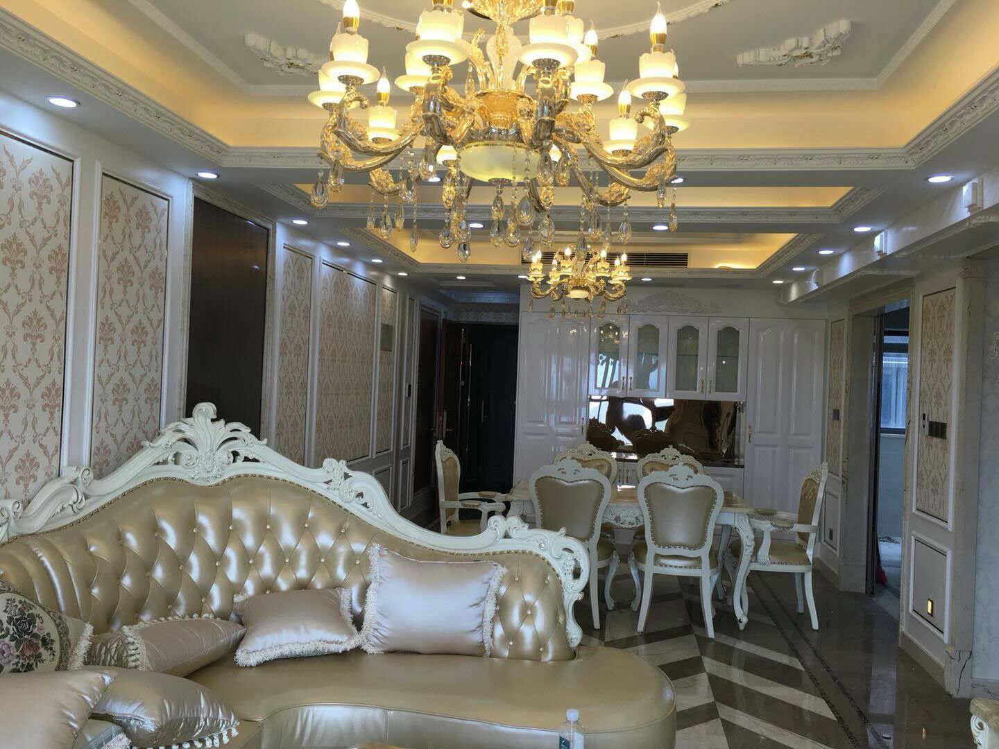 龙岗装修装饰公司推荐：百安居一站式家装服务