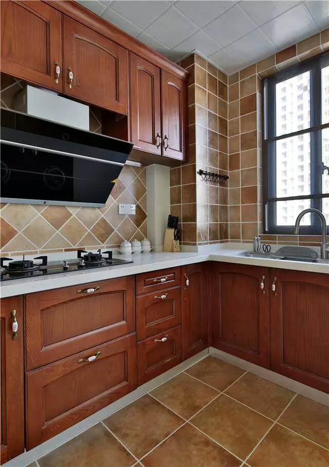 厨房大瓷砖装修效果图设计解析