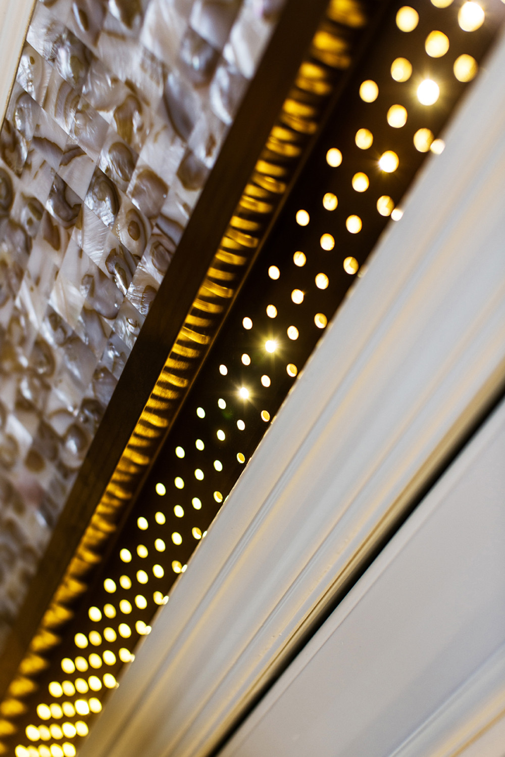 门头亮化效果图实例分享及设计攻略