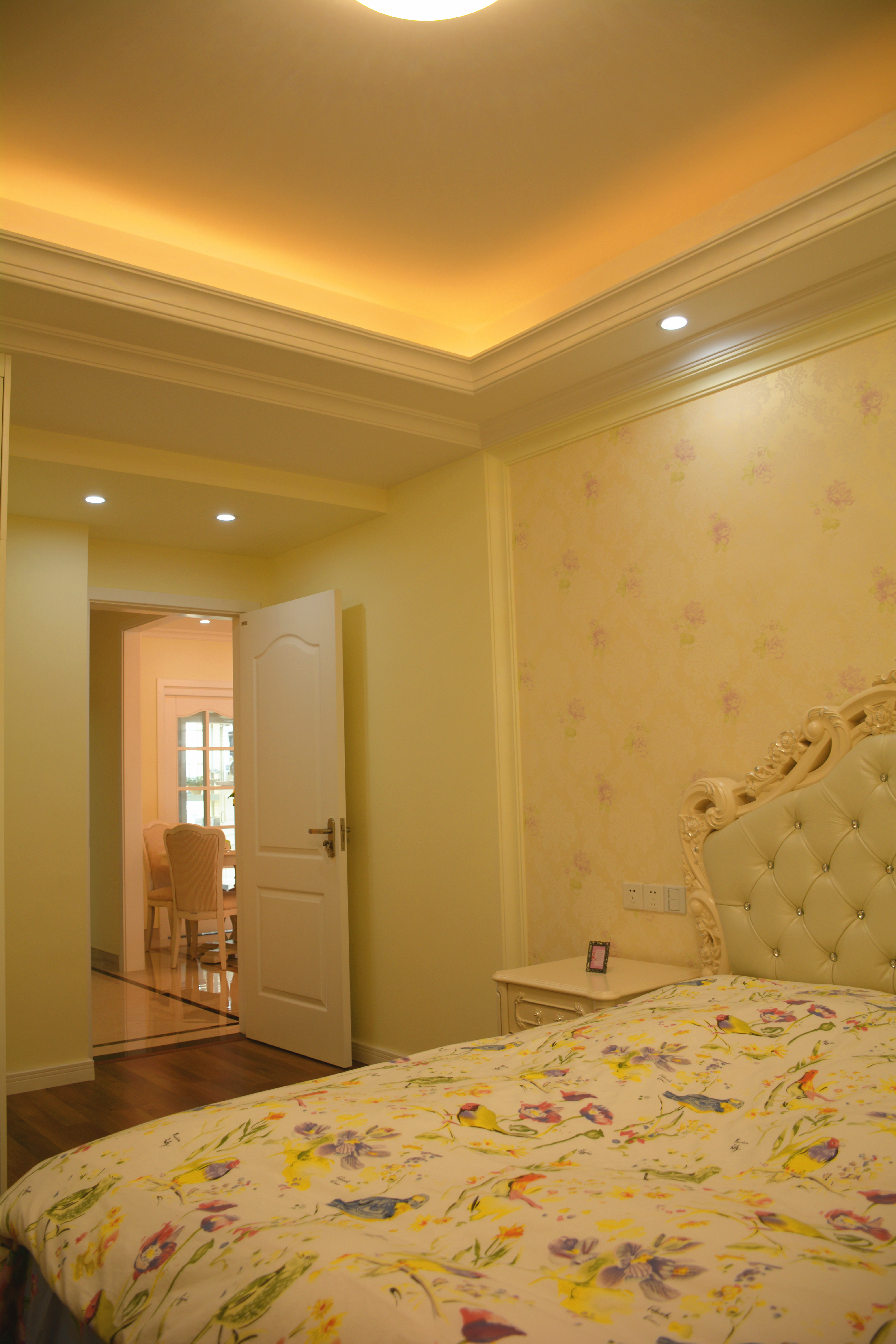 装修质量哪家可靠？百安居用专业保障诠释安心家装