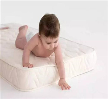 乳胶床垫小孩睡的害处  小孩睡乳胶床垫好吗