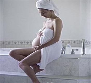 孕妇可以天天洗澡吗  婴儿洗澡开浴霸