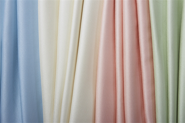 如何挑选适合自己的窗帘布料？有哪些面料？