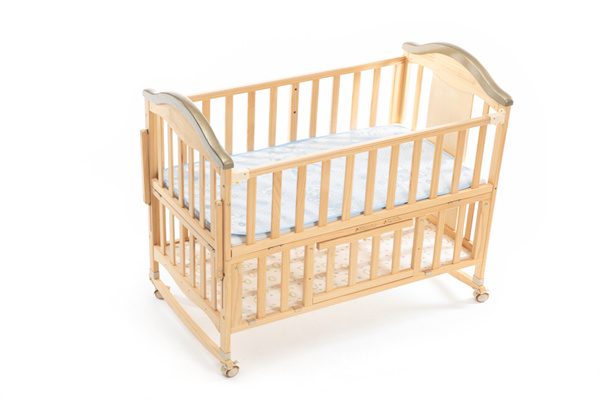 双胞胎婴儿床如何选择？有哪些品牌值得购买？