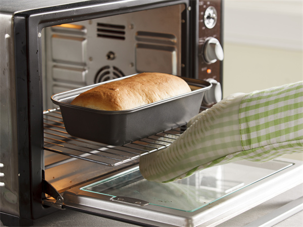 家用面包机选购技巧有哪些？面包机如何清洁与保养？