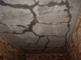 混凝土地面裂缝处理  混凝土裂缝修补办法