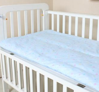 婴儿床用床褥还是床垫  婴儿床床垫