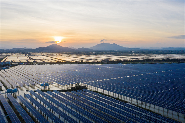 太阳能坏了怎么办？太阳能维修及安装方法教给您