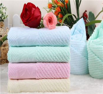 毛巾洗涤方法  毛巾洗涤工厂过程