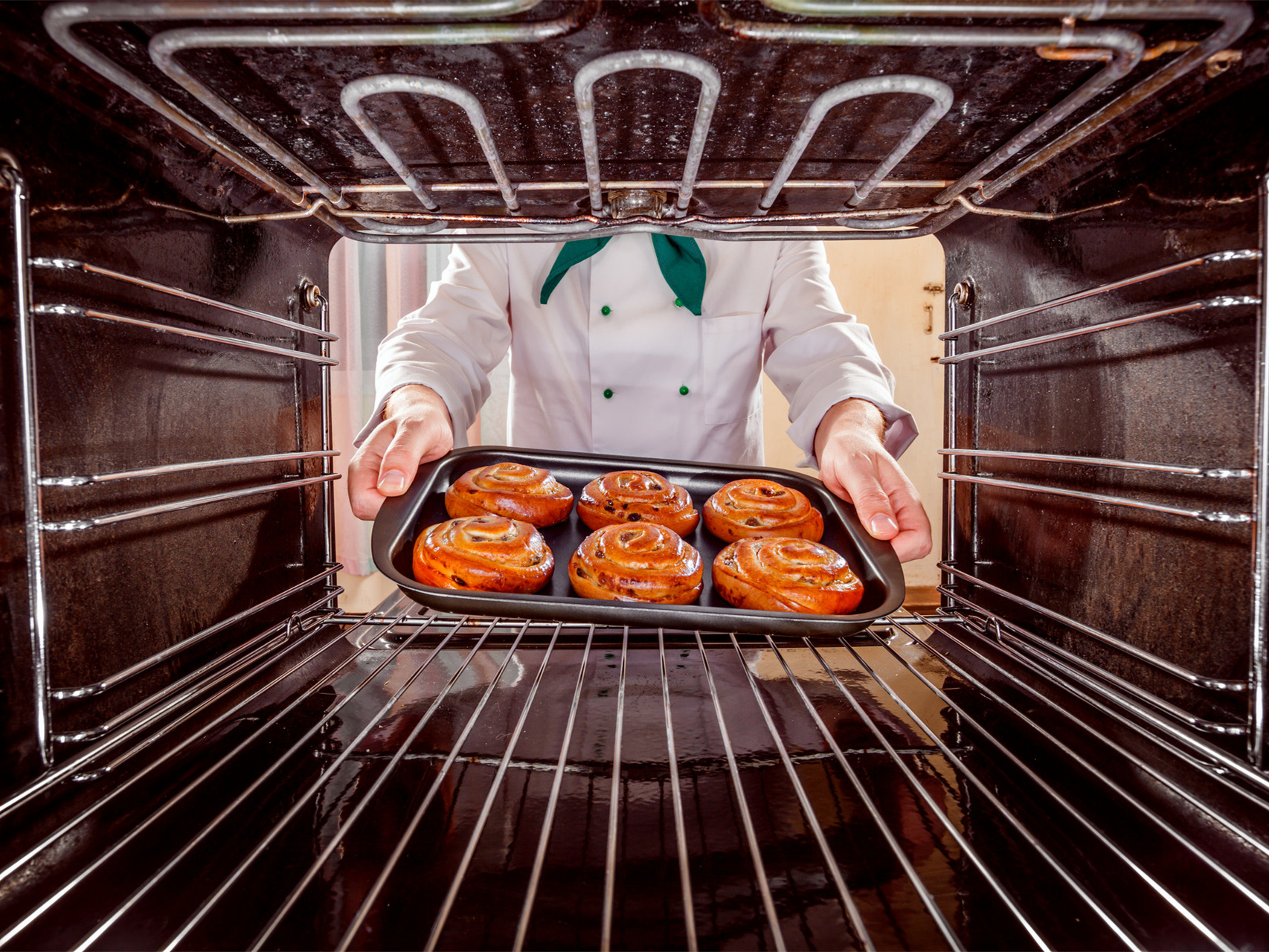 不锈钢烤箱有哪些品牌？如何挑选不锈钢烤箱？