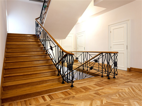 家用楼梯井安全网防护有哪些作用？如何安装楼梯井安全网？