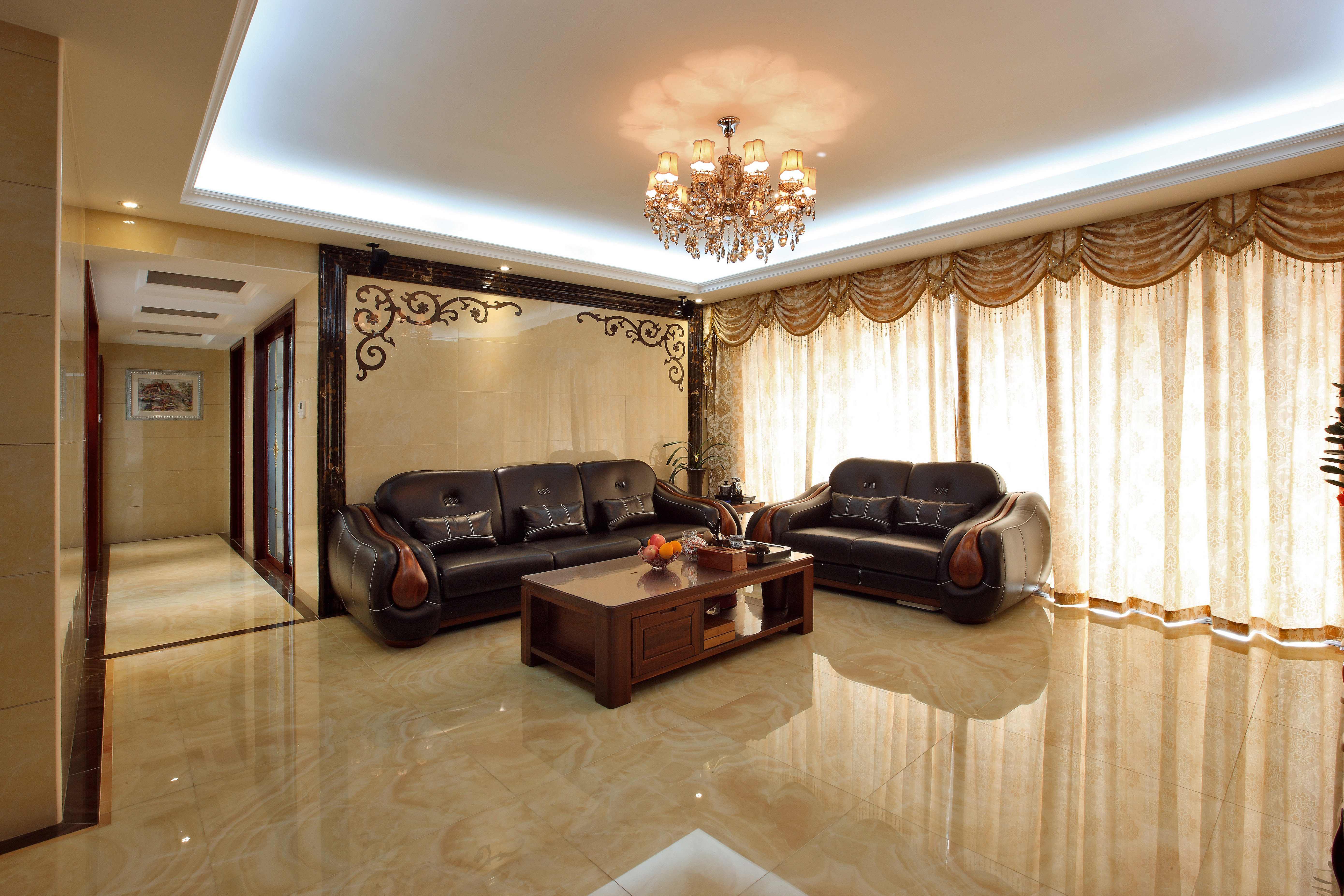 客厅房顶漏水怎么办？专业解决方案与实用建议